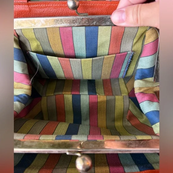 Stunning Bonnie Cashin 1968-1969 Big Mouth Big in Zinnia or Geranium - Picture 4 of 5